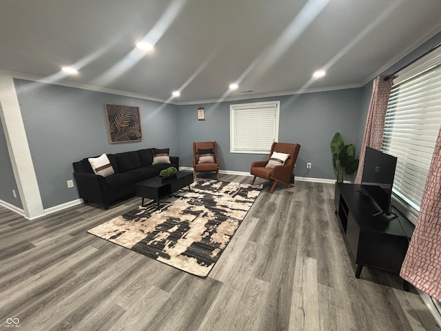 3041 S Rybolt Ave, Indianapolis, IN 46241 - living area featuring wood finished floors, baseboards, crown molding, and recessed lighting