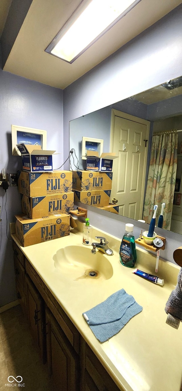 1619 Crest Ct, Indianapolis, IN 46214 - bathroom featuring vanity and a shower with curtain
