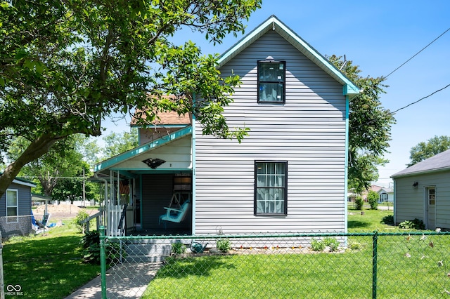 2618 High St, New Castle, IN 47362 - view of side of home