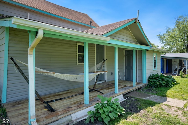 2618 High St, New Castle, IN 47362 - view of home's exterior featuring a shingled roof