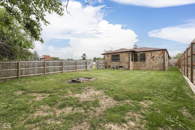 1601 Southern Ave, Beech Grove, IN 46107 - view of yard with cooling unit