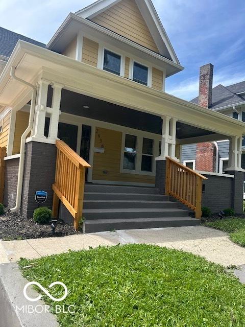 2936 Guilford Ave, Indianapolis, IN 46205 - view of front of property with a porch