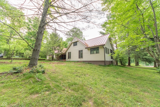 5821 Bittersweet Rd, Morgantown, IN 46160 - view of green lawn