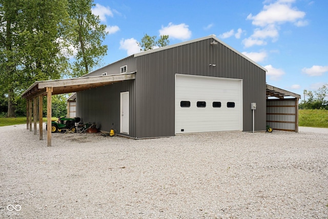 1295 Colonial Dr, Seymour, IN 47274 - garage with a garage