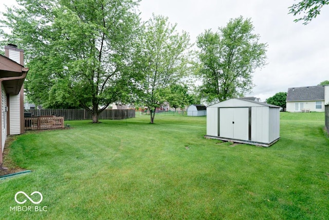 444 Austin Dr, Avon, IN 46123 - view of yard