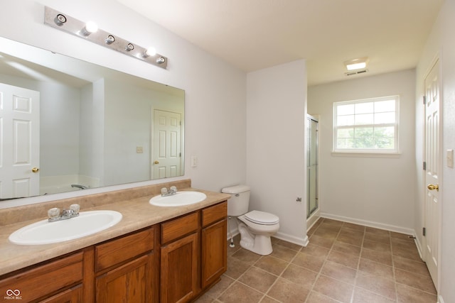 3623 Carroll Farms Dr, Indianapolis, IN 46235 - full bath featuring double vanity, toilet, a shower stall, and baseboards