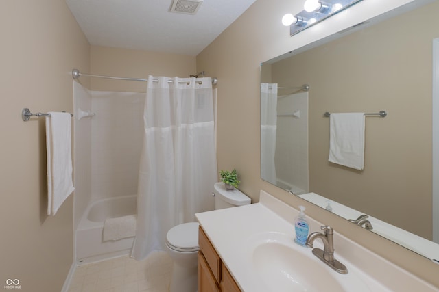 13271 Aquamarine Dr, Carmel, IN 46033 - full bath with vanity and shower / tub combo