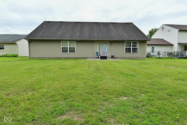 4528 Hunt Master Ct, Indianapolis, IN 46268 - rear view of house with a yard