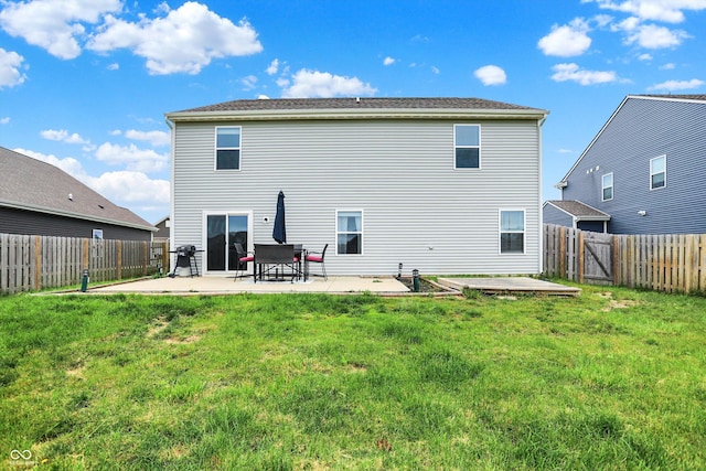 6645 Honeysuckle Way, Pendleton, IN 46064 - rear view of property with a patio
