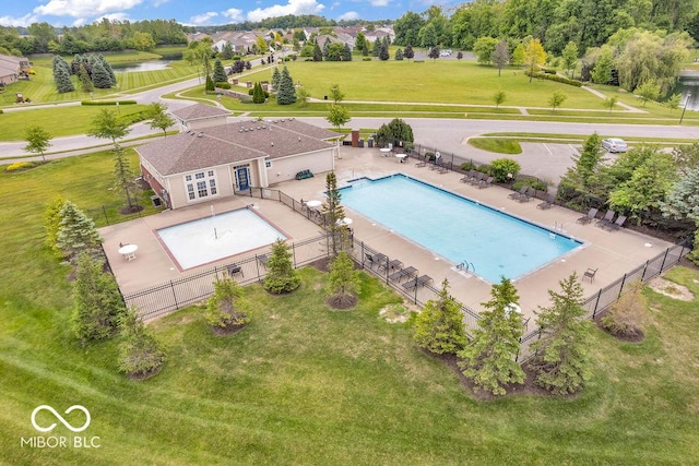 123 Campus Ln, Greenwood, IN 46143 - bird's eye view of a pool area