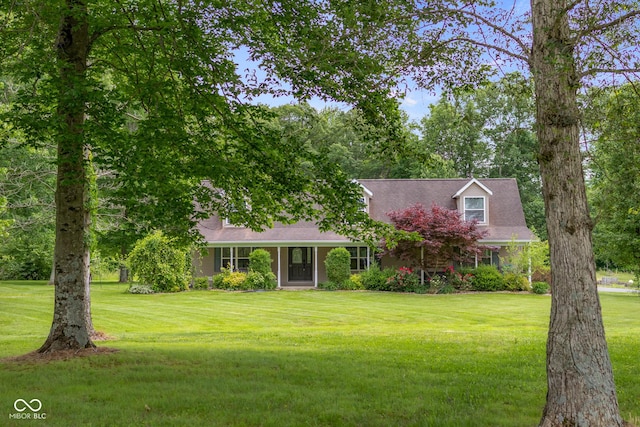 12383 S 25 W, Columbus, IN 47201 - view of front of house with a front lawn