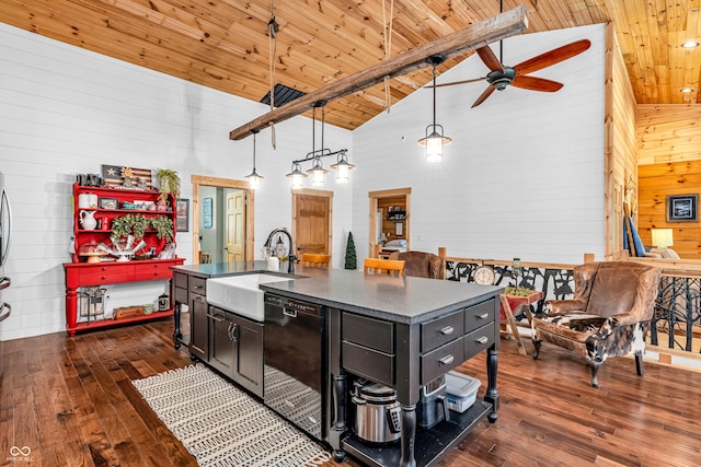 2780 W Grizzly Trl, Martinsville, IN 46151 - kitchen with dark countertops, a ceiling fan, black dishwasher, high vaulted ceiling, and dark wood-style flooring