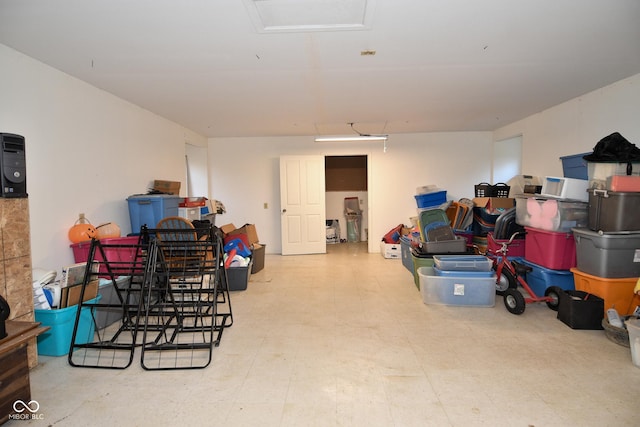 2780 W Grizzly Trl, Martinsville, IN 46151 - view of garage