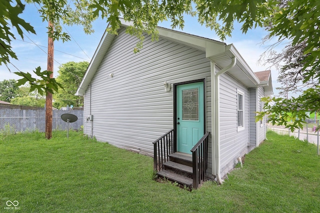 2531 E Brookside Ave, Indianapolis, IN 46218 - view of home's exterior featuring entry steps