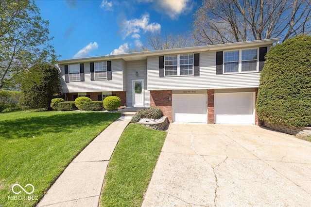 8120 Trevellian Way, Indianapolis, IN 46217 - photo 1