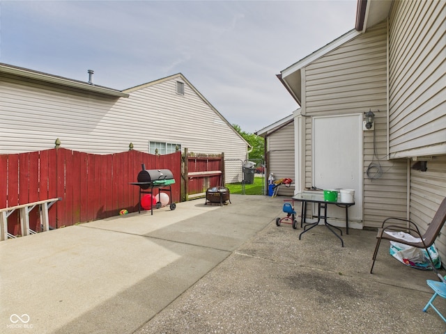 3223 Keystone Lakes Way, Indianapolis, IN 46237 - view of patio / terrace with a grill