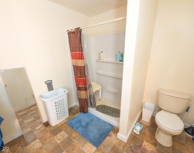 2612 E Michigantown Rd, Frankfort, IN 46041 - full bath with a shower with curtain, toilet, baseboards, and stone finish flooring
