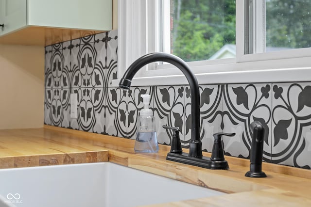 2645 Washington St, Columbus, IN 47201 - detailed view of a sink
