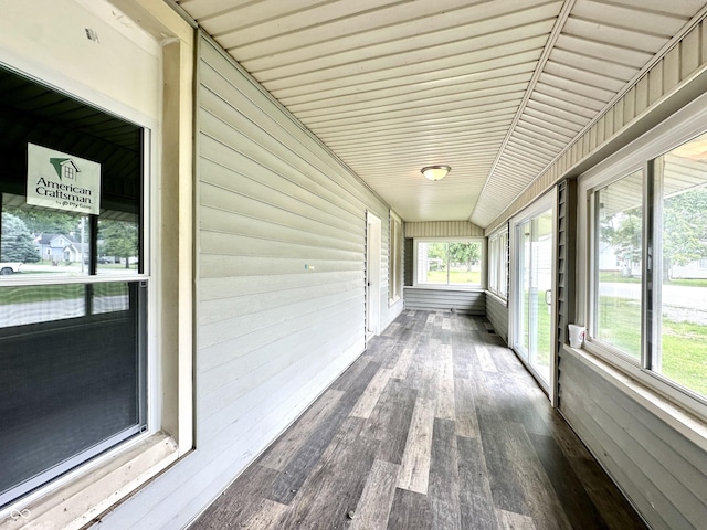 106 S Hancock St, Waynetown, IN 47990 - unfurnished sunroom featuring healthy amount of natural light