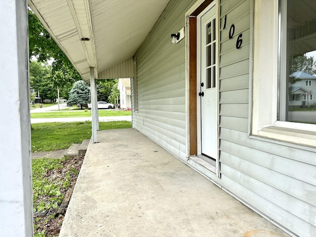 106 S Hancock St, Waynetown, IN 47990 - view of patio / terrace