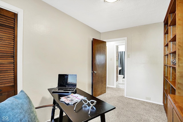 1868 N Hawthorne Ln, Indianapolis, IN 46218 - office featuring carpet floors and baseboards