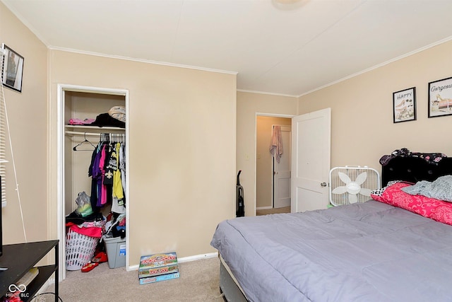 3338 Orchard Ave, Indianapolis, IN 46218 - carpeted bedroom featuring ornamental molding, baseboards, and a closet