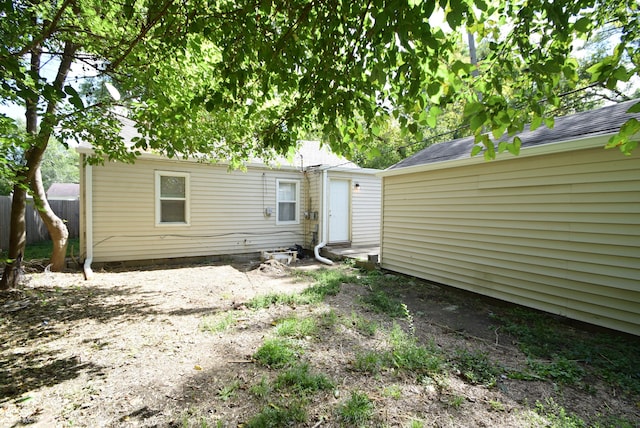 1902 N Colorado Ave, Indianapolis, IN 46218 - back of property featuring a shingled roof