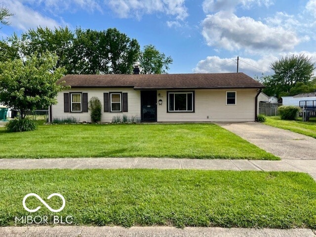 1998 Crescent St, Franklin, IN 46131 - ranch-style home featuring driveway