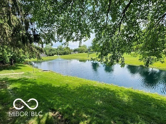 70 Lookout Ridge Dr, Columbus, IN 47201 - water view