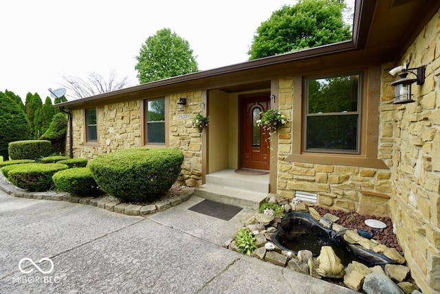 5331 Birch Ln, Greenwood, IN 46143 - property entrance featuring stone siding