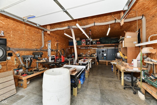 5190 N State Road 213, Windfall, IN 46076 - garage with a workshop area