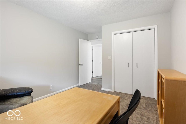 601 Woodbine, Terre Haute, IN 47803 - office area with carpet floors and a textured ceiling