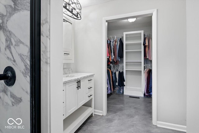 601 Woodbine, Terre Haute, IN 47803 - view of walk in closet