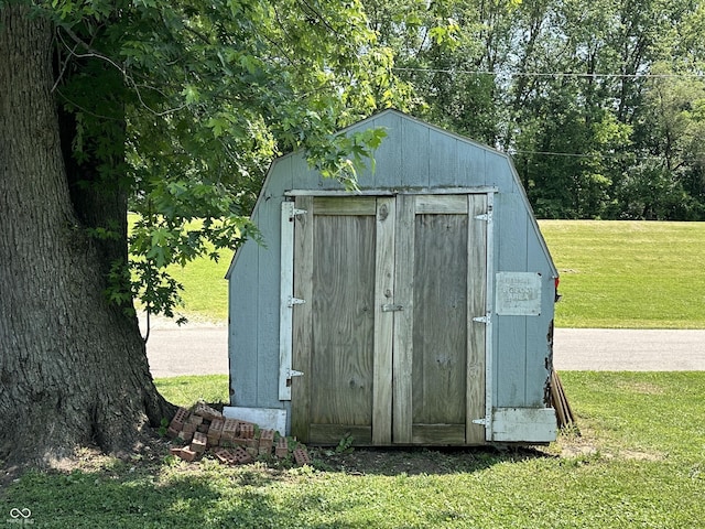 2133 10th St, Columbus, IN 47201 - view of shed