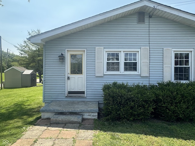2133 10th St, Columbus, IN 47201 - entrance to property featuring a lawn
