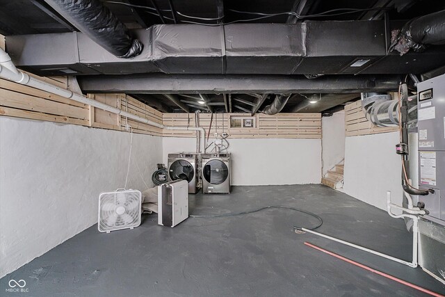 2909 E Michigan St, Indianapolis, IN 46201 - unfinished below grade area with separate washer and dryer