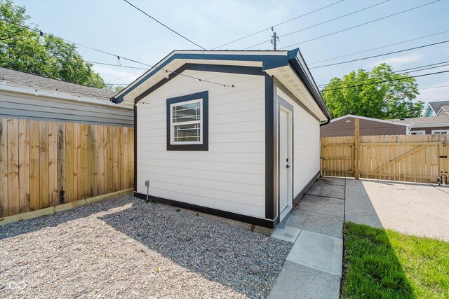 2909 E Michigan St, Indianapolis, IN 46201 - view of outdoor structure with a gate