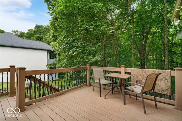 6363 Harmonridge Ct, Indianapolis, IN 46278 - deck with outdoor dining area