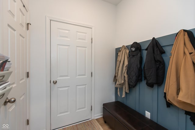 527 Macintosh Ln, Danville, IN 46122 - mudroom with light wood-style floors