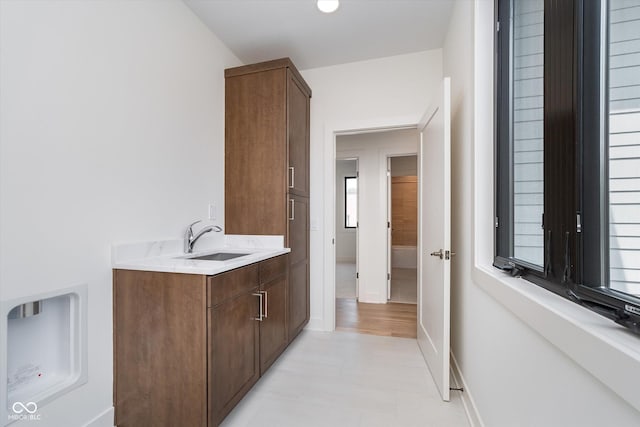 1822 Central Ave, Indianapolis, IN 46202 - bathroom featuring vanity and baseboards