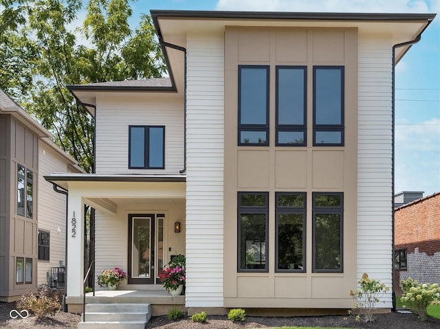1822 Central Ave, Indianapolis, IN 46202 - contemporary house with a porch