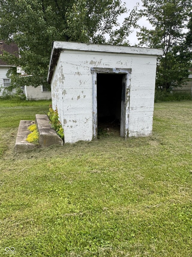 3195 N Washington St, Butlerville, IN 47223
