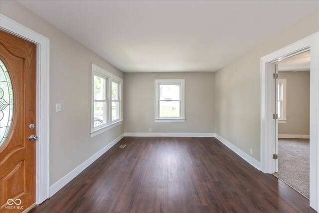 203 S 17th Ave, Beech Grove, IN 46107 - photo 2