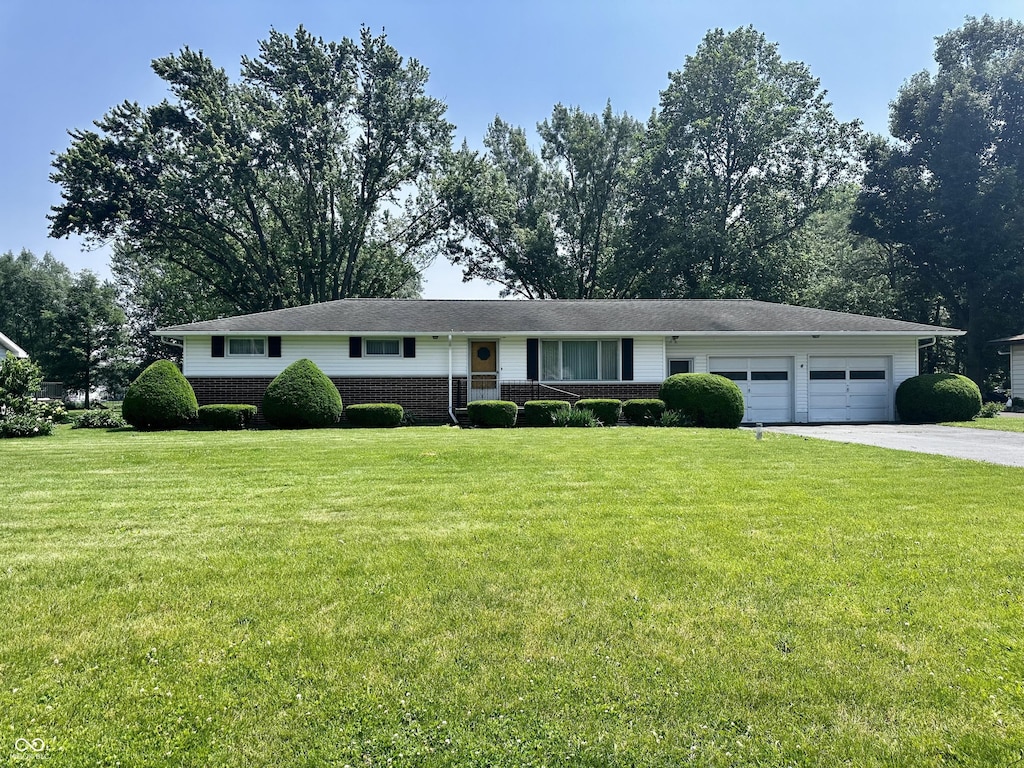 915 Winston Rd, Jonesboro, IN 46938 - photo 1