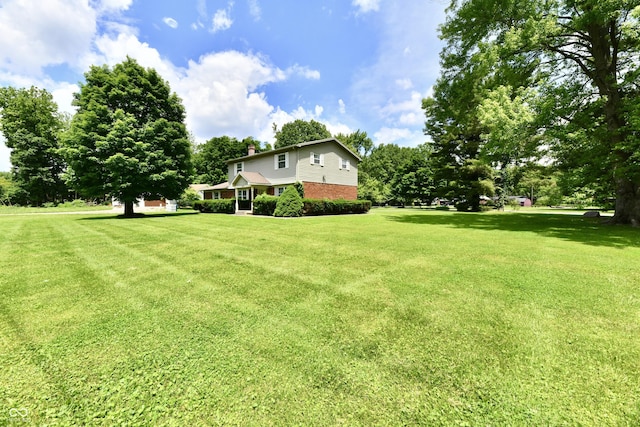 1102 Fox Hill Dr, Indianapolis, IN 46228 - view of green lawn