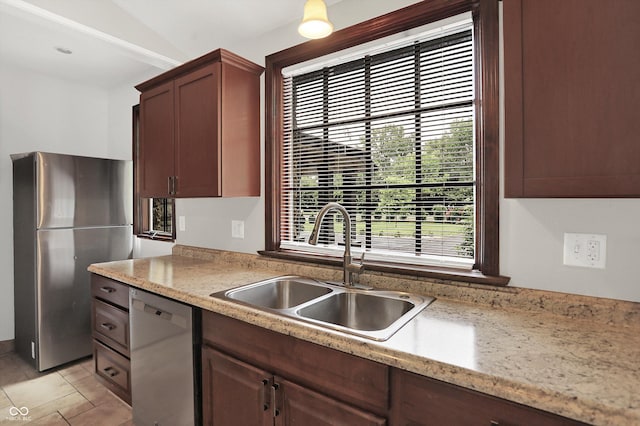 126 E 86th St, Indianapolis, IN 46240 - kitchen featuring appliances with stainless steel finishes and a sink