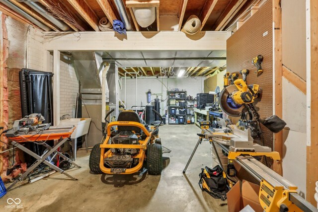 3564 Clear Creek Blvd, Martinsville, IN 46151 - unfinished basement with a sink