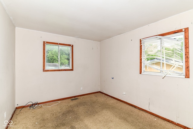 6238 E 43rd St, Indianapolis, IN 46226 - carpeted empty room featuring baseboards