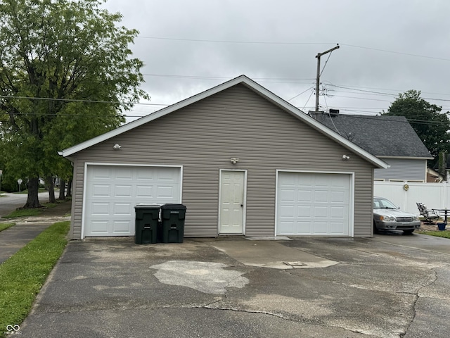532 N Franklin St, Greensburg, IN 47240 - view of detached garage