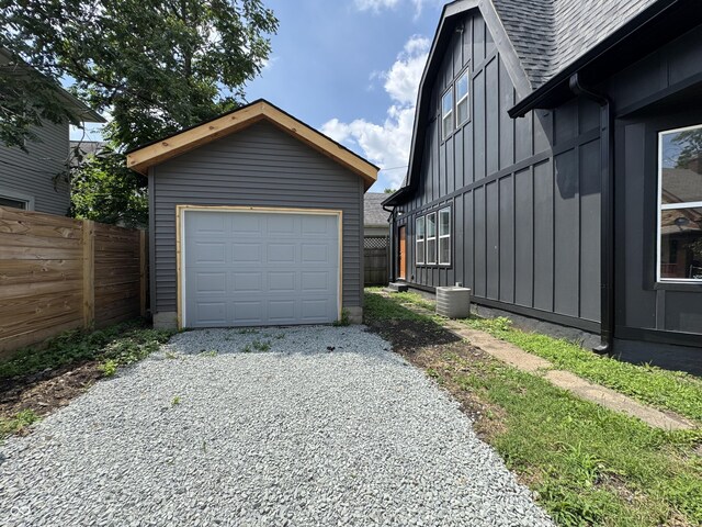 815 E 24th St E, Indianapolis, IN 46205 - photo 23